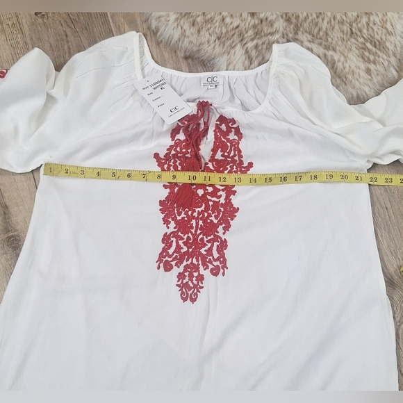 Chic Connection White & Red Embroidered Mini Dress Sz. XL NWT #2042 - Picture 8 of 9